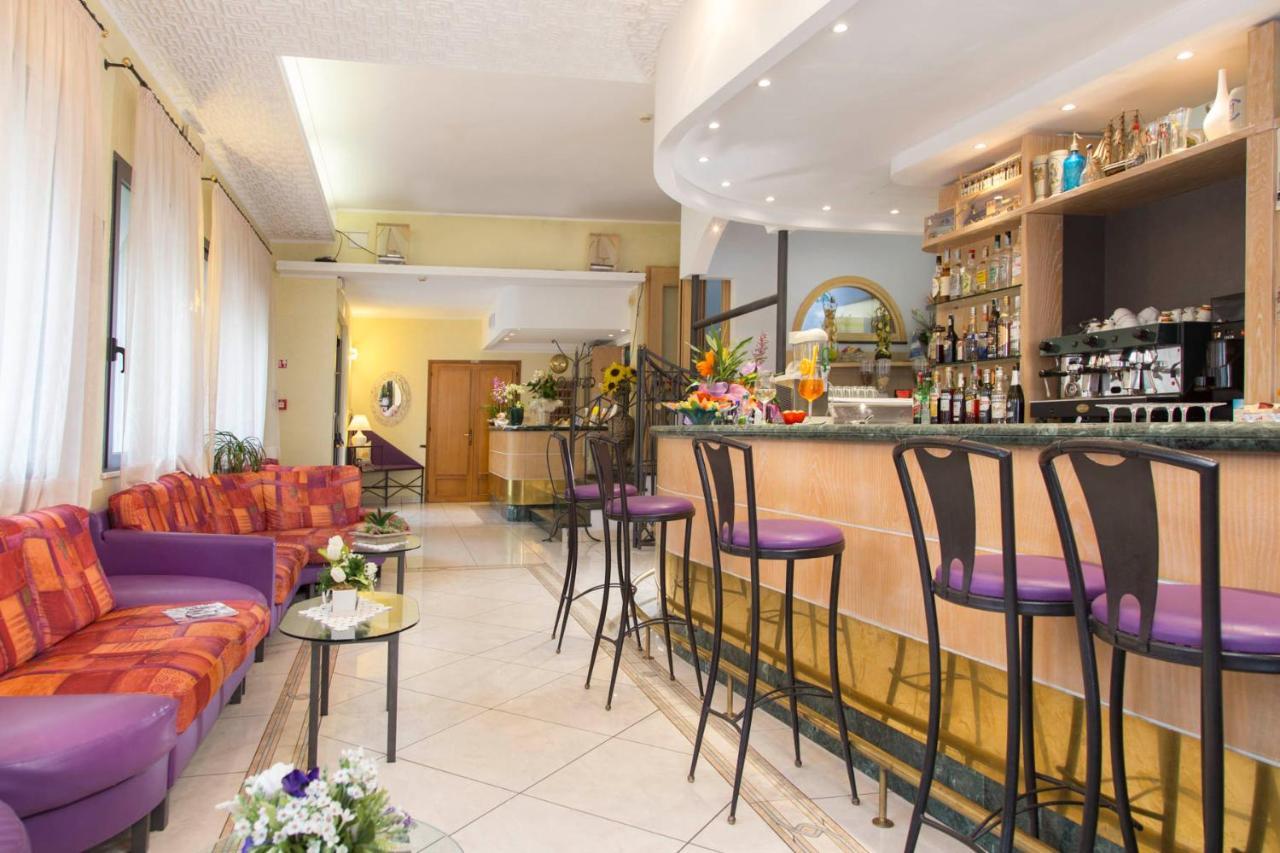 Hotel Franca Bellaria-Igea Marina Zewnętrze zdjęcie
