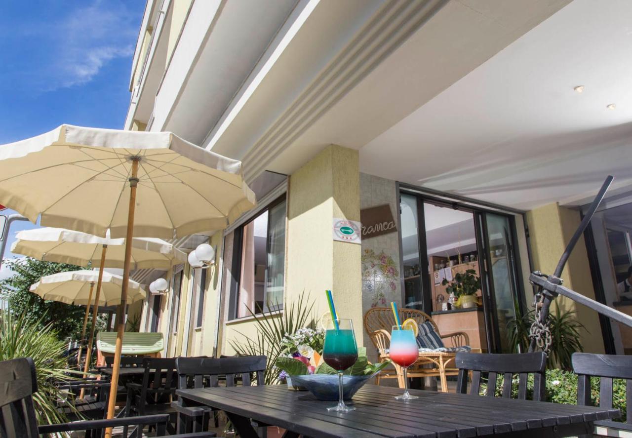 Hotel Franca Bellaria-Igea Marina Zewnętrze zdjęcie